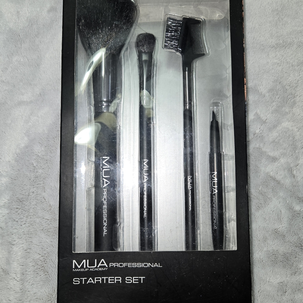 MUA make up Academy brush set